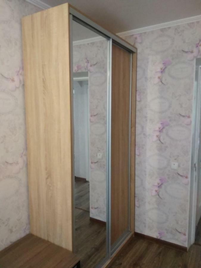 Студия В Центре Скала Khmelʼnytsʼkyy Dış mekan fotoğraf